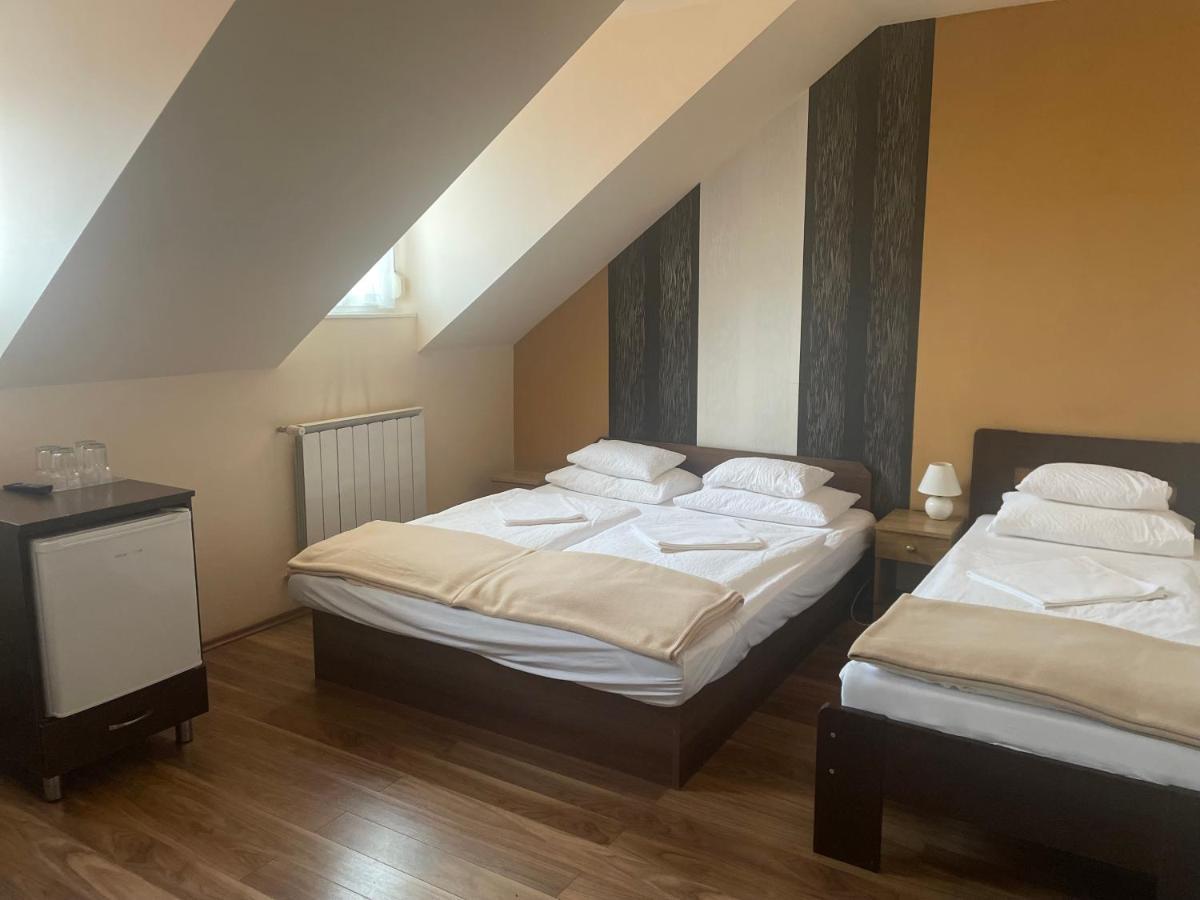 Kastelykert Fogado Hotel Szeged Eksteriør billede