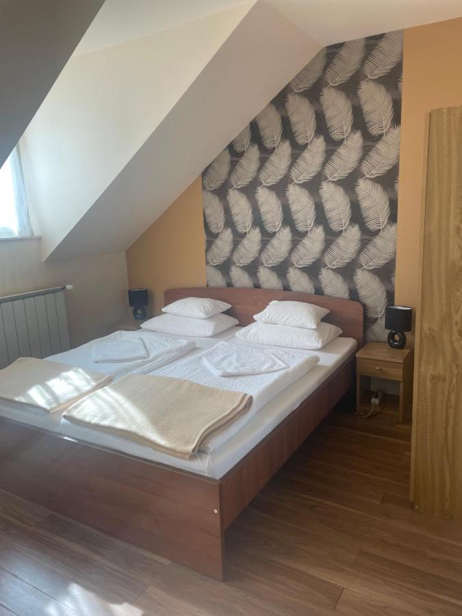 Kastelykert Fogado Hotel Szeged Eksteriør billede