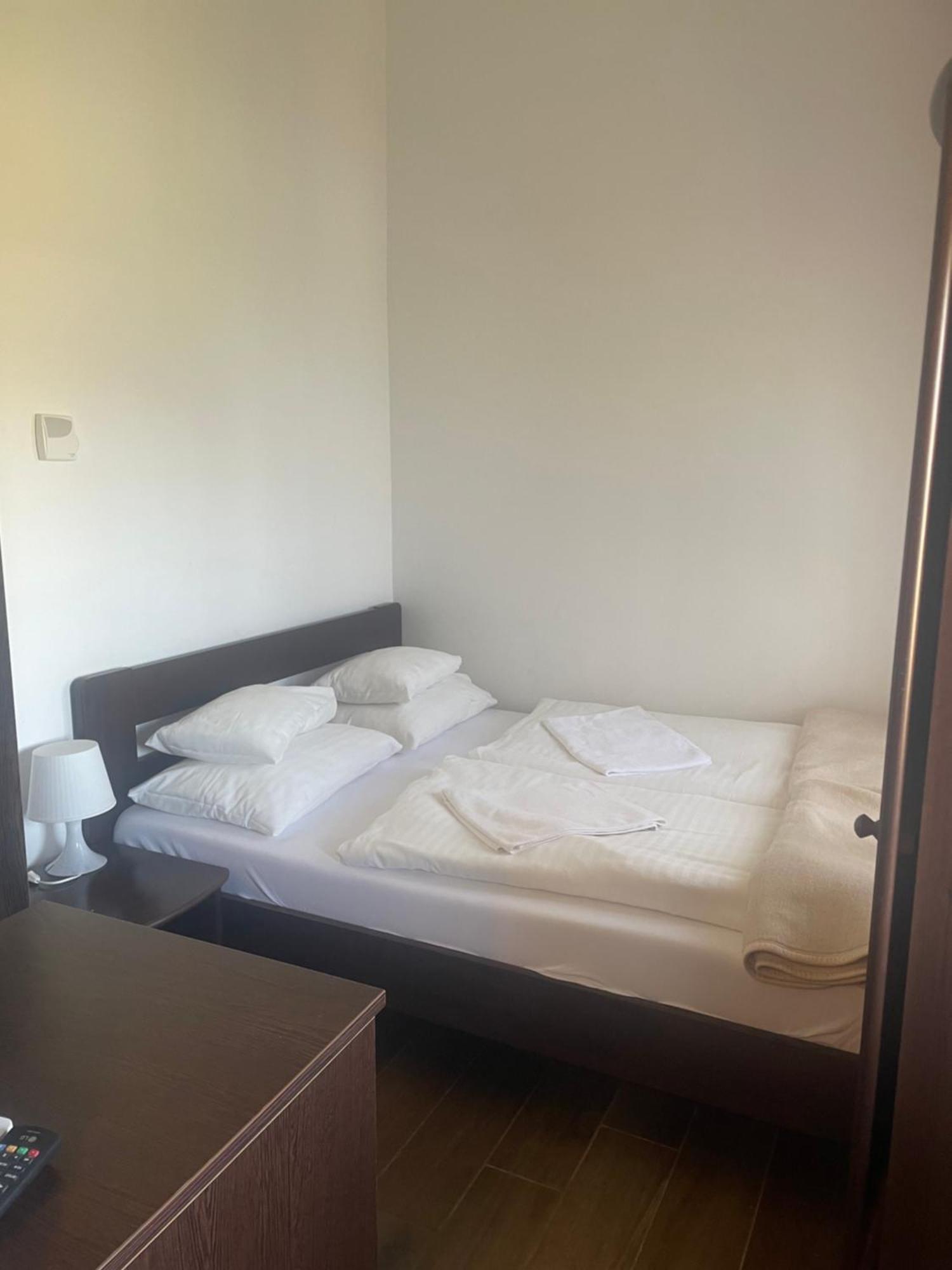 Kastelykert Fogado Hotel Szeged Eksteriør billede
